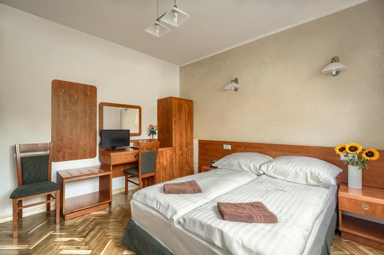 Hotel Sarenka Krynica-Zdrój Esterno foto